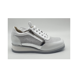 scarpa modello Bientina bianca